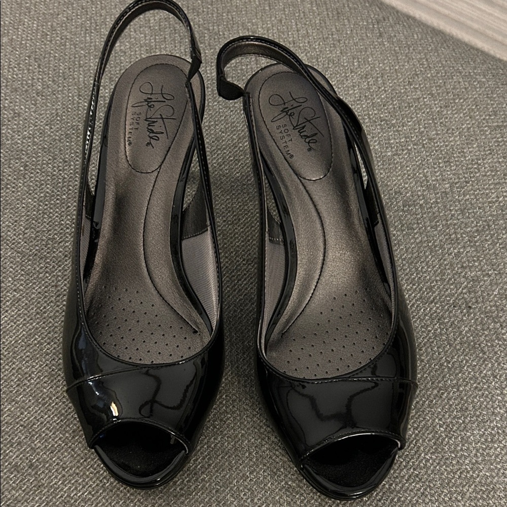 Life Stride Glossy Black Slingback Heels